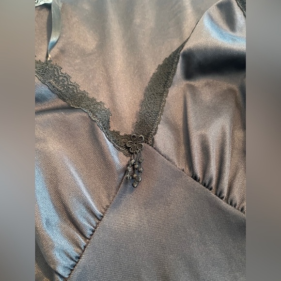 Vintage Sears Black Lace Nylon Slip Dress 38 Midi 70s 80s Whimsigoth Tiered Hem - Picture 7 of 10